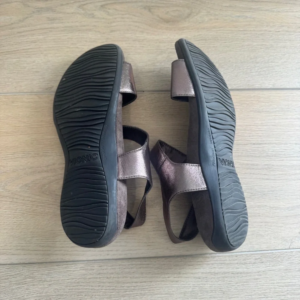 Vionic Marsala Grey Metallic Sandals